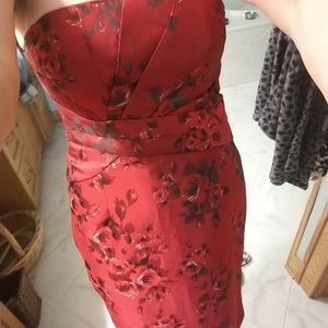 White House Black Market smokin RED dress 12